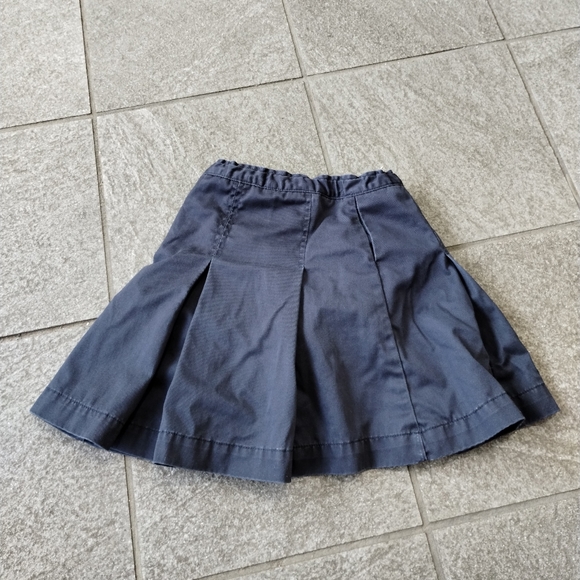 Girls GAP Kids Size 7 Reg Solid Navy Blue Pleated Skirt Adjustable Waist Cotton - Picture 3 of 9